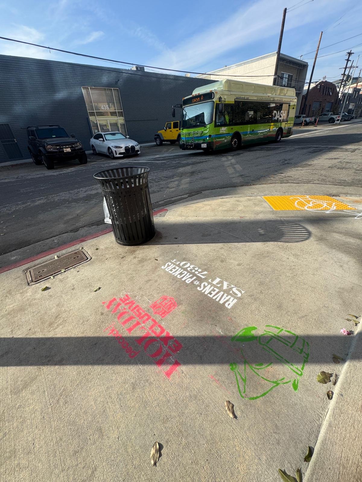 Stencil 23.4 Arts District 4 Th St